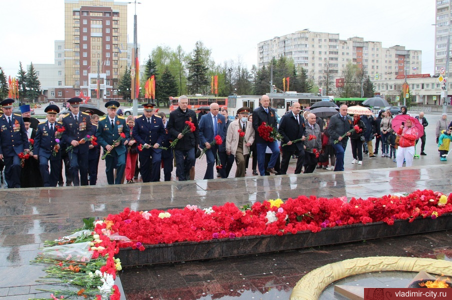 Во Владимире состоялась памятная церемония в честь Дня Победы