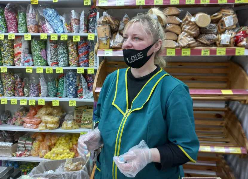 В магазинах Владимира идут проверки соблюдения масочного режима