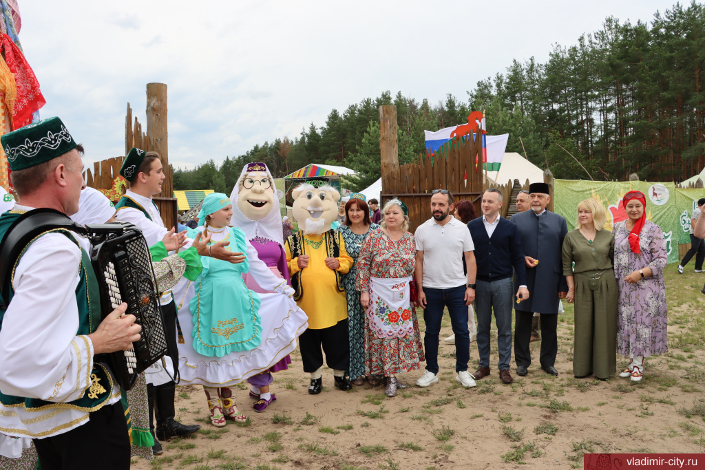 Во Владимире в 22-й раз прошёл татаро-башкирский праздник Сабантуй