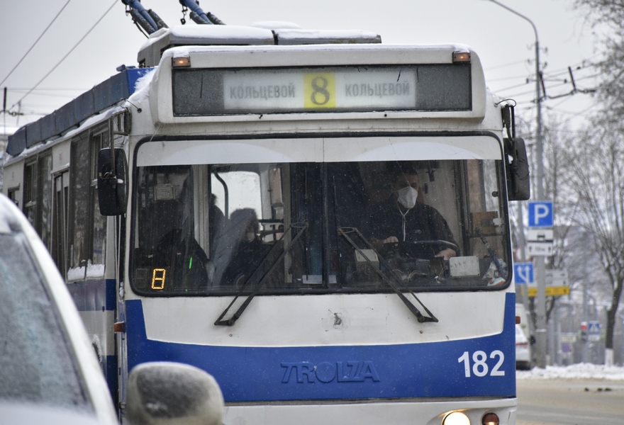 В городском транспорте продолжаются проверки соблюдения «масочного» режима