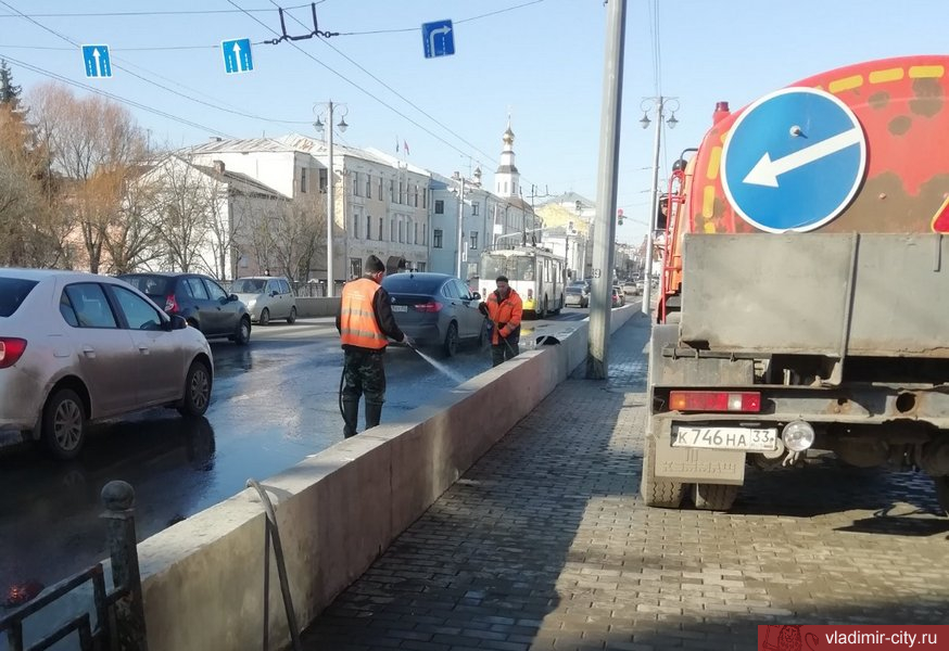 Во Владимире приводятся в порядок элементы дорожной инфраструктуры